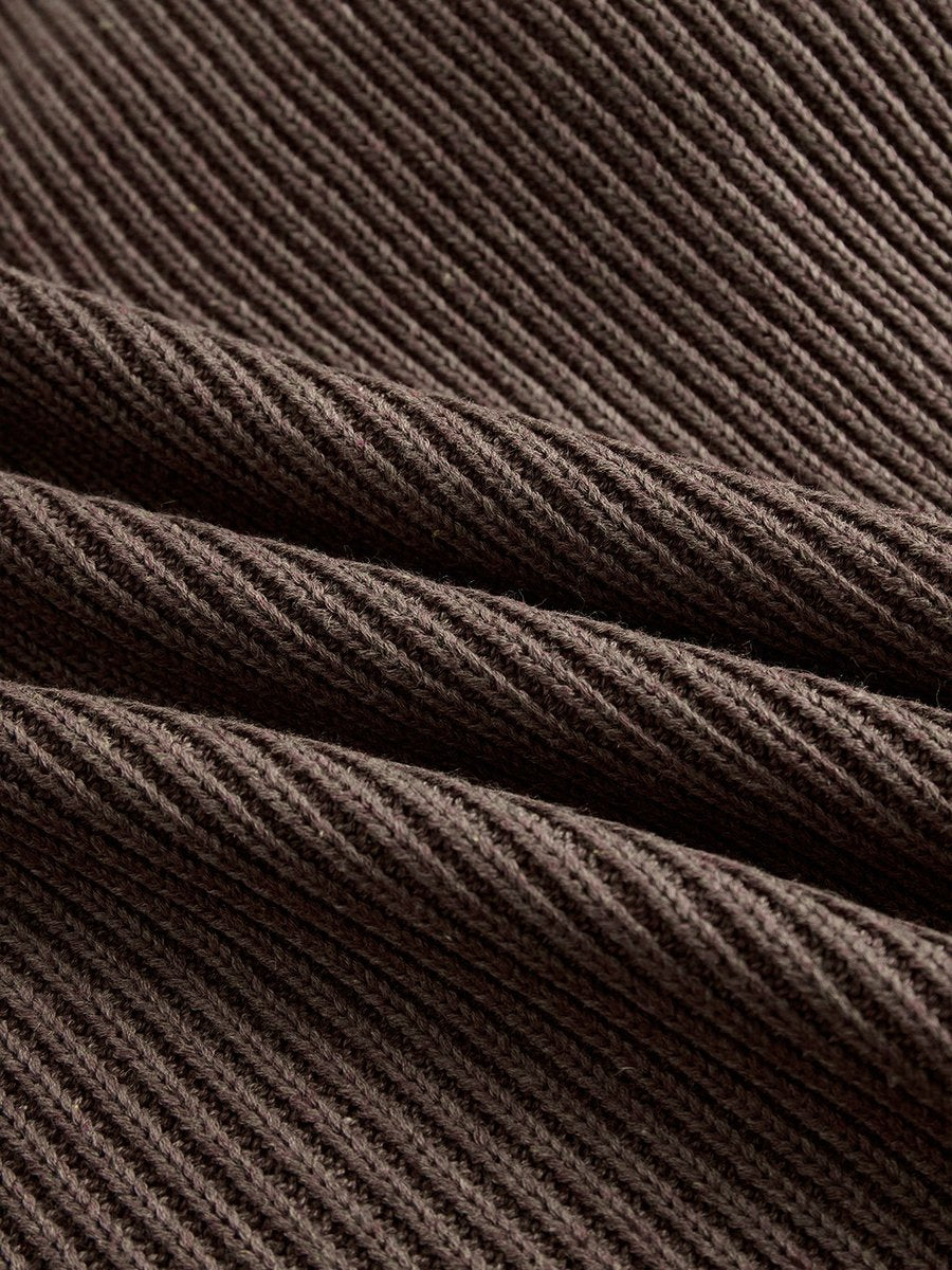 Close-up of ribbed knit fabric texture on Leonie dress